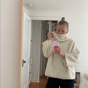 Organic pullover from local designer